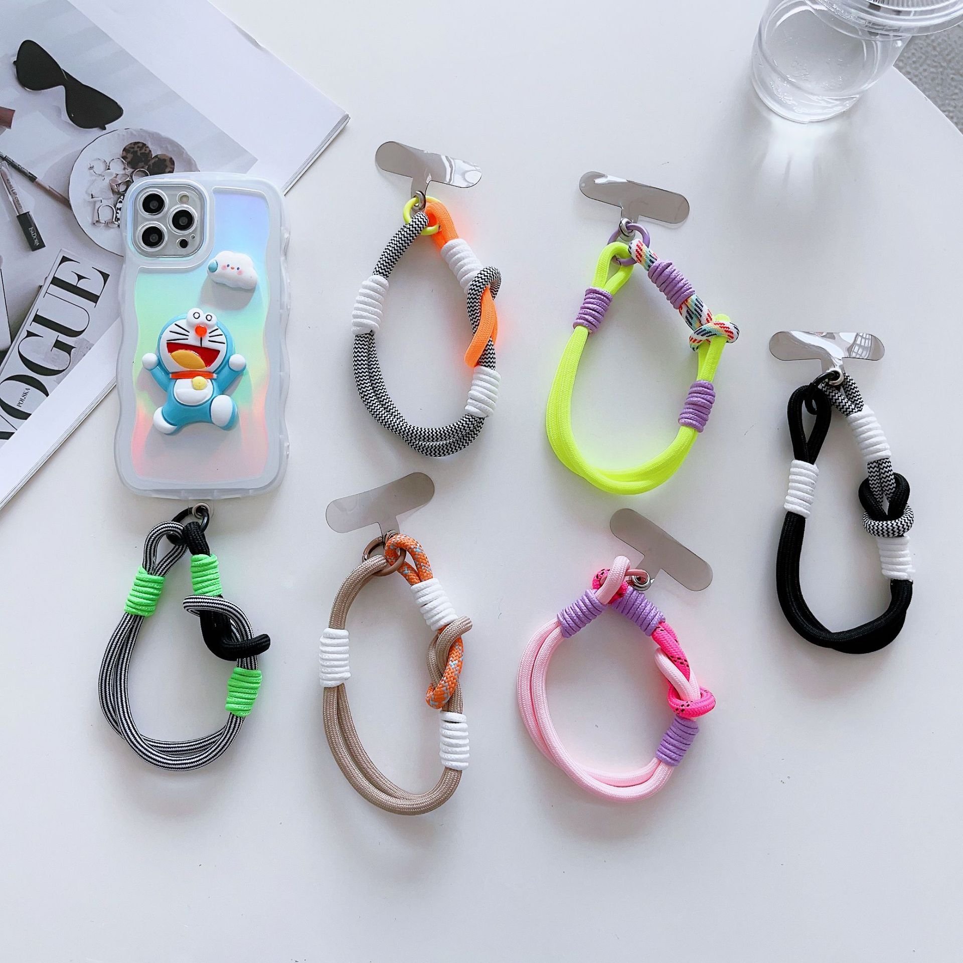 2024 Portable Accessories Lanyard Colorful Short Nylon Rope With Patch Tab Cell Phone Wrist Straps Mobile Phone Rope