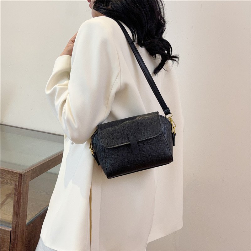 2024 Summer Women's Fashion Crossbody Bag All-Match Korean-Style Shoulder Strap New Small Mobile Phone Shell Zip Polyester Dress