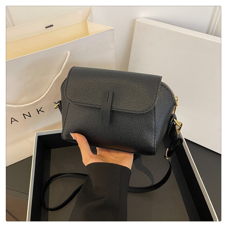 2024 Summer Women's Fashion Crossbody Bag All-Match Korean-Style Shoulder Strap New Small Mobile Phone Shell Zip Polyester Dress