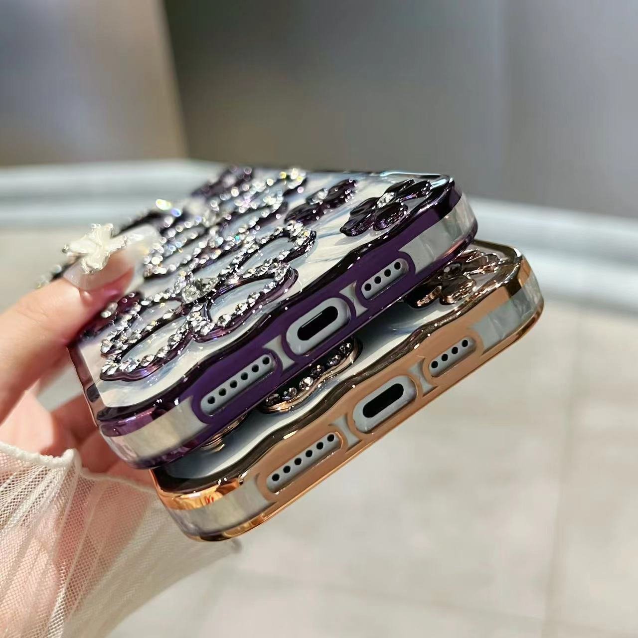 Luxury Diamond Silicone Mobile Phone Case For iPhone 16 15 14 13 12 11 Pro max Flower Fashion bling TPU Shockproof Back Cover