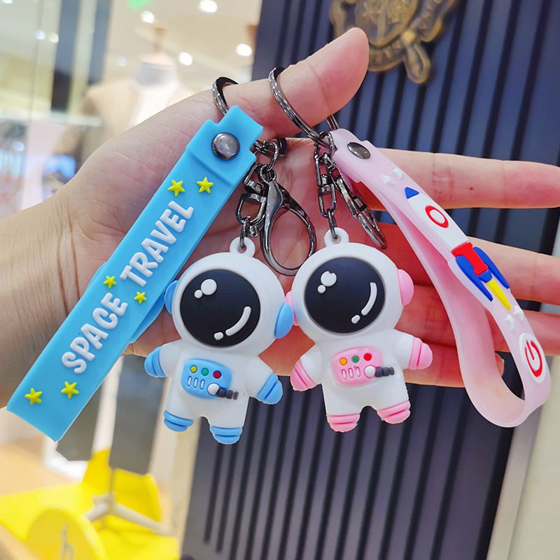 Lilangda PVC Cartoon Astronaut Keychain Pendant Cute Backpack Anti Loss Astronaut Doll Pendant Handbag Accessory Key Chain