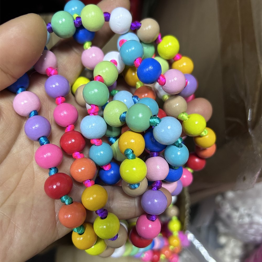 Customized 12mm 14mm 16mm Handmade Mobile Bead Lanyard Custom knot wooden bead Crossbody Chain phone strap