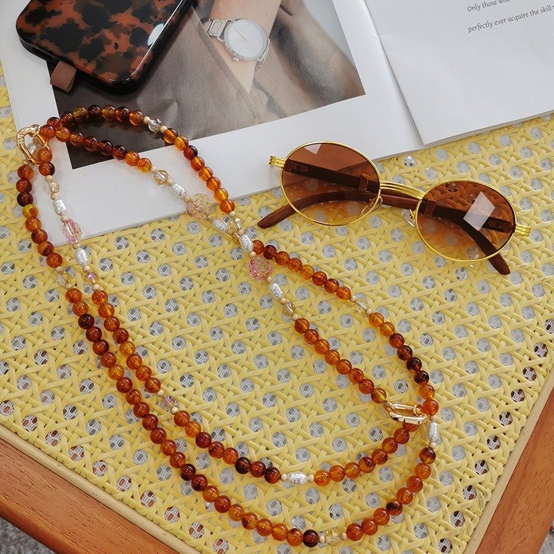 Amber Color Acrylic Beads Mobile Phone Hanging Chain With Flower Beads Long Crossbody Phone Strap Set Accessories