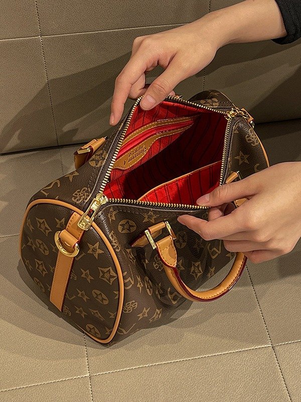 High quality women's Luxury Designer Shoulder Bag Crossbody Bag Tote Bag Women's leather luxury handbag