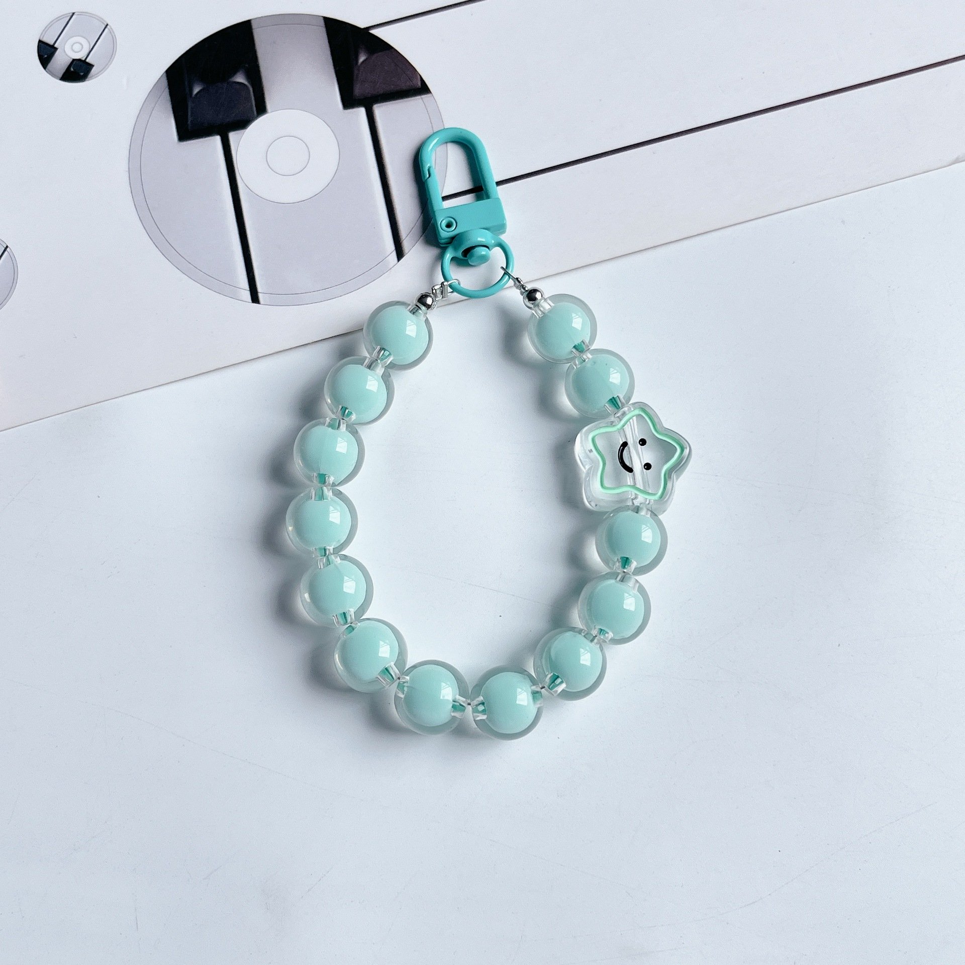 New Design Beads Chain Car Key Chain Flower Bag Accessories for Airpods Cover Hanging Strap Holder Phone Charms