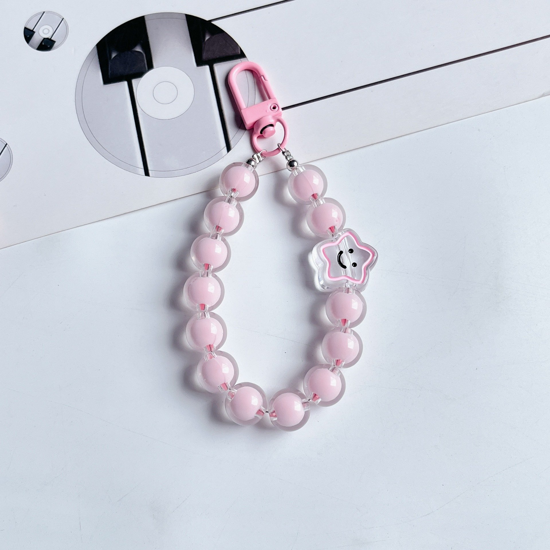 New Design Beads Chain Car Key Chain Flower Bag Accessories for Airpods Cover Hanging Strap Holder Phone Charms
