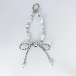 White+B4-01