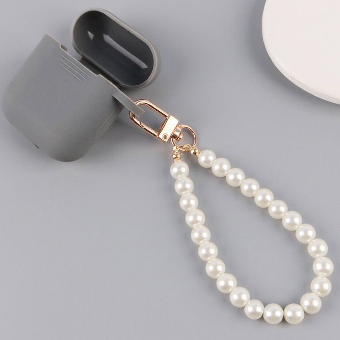 Pearl Wrist Strap with Big Pearl for Mobile Phone Case with Metal Snap Hook for Key Chain Phone Charm Chain Phone Charm Strap