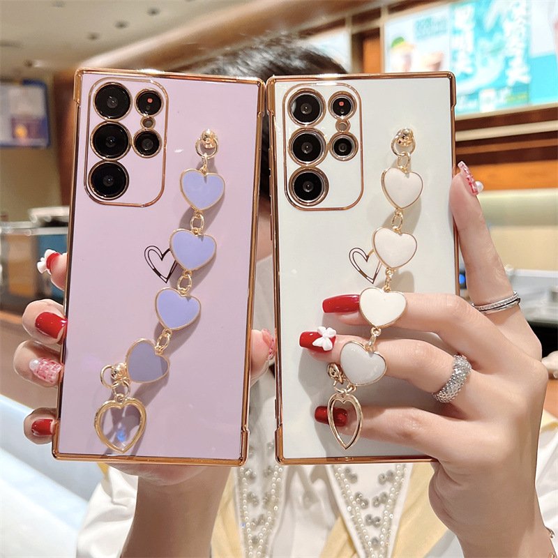 Luxury Electroplated Love Heart Bracelet Wrist Strap famale Shockproof phone Case For Samsung Galaxy S24 S23 Ultra Soft Cover