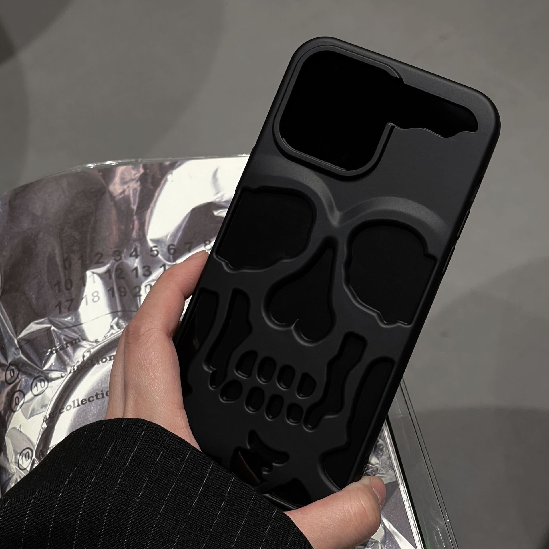 Latest Sketon Hard Mobile Phone Case For iPhone 11 Soft PC Cover For iPhone 11Pro Max 12 Xr X/Xs 7/8 Matte Case Cover