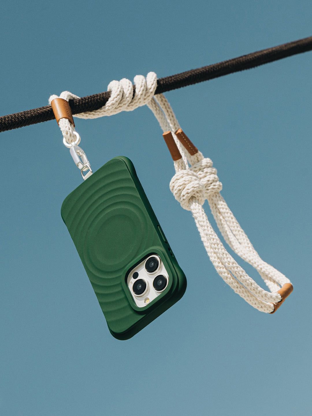 New Crossbody Phone Strap.can be carried on the phone lanyard crossbody camera back shell neck lanyard