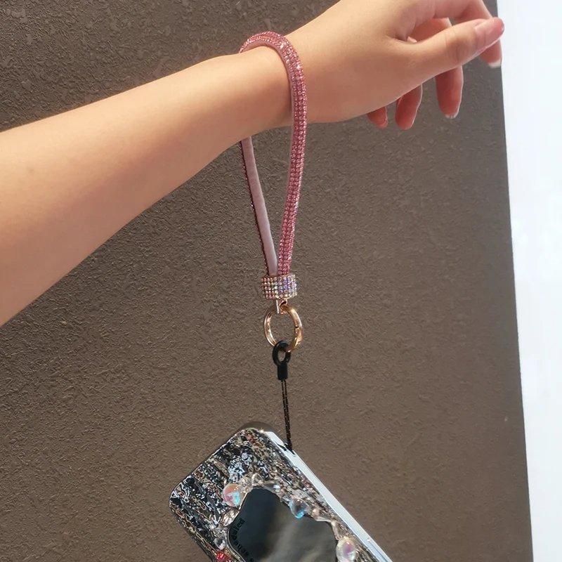 Luxury Diamond-Encrusted Phone Charm Stylish Lanyard Anti Loss Bracelet Hanging Rope Chain Phone Wrist Strap for Everyday Use