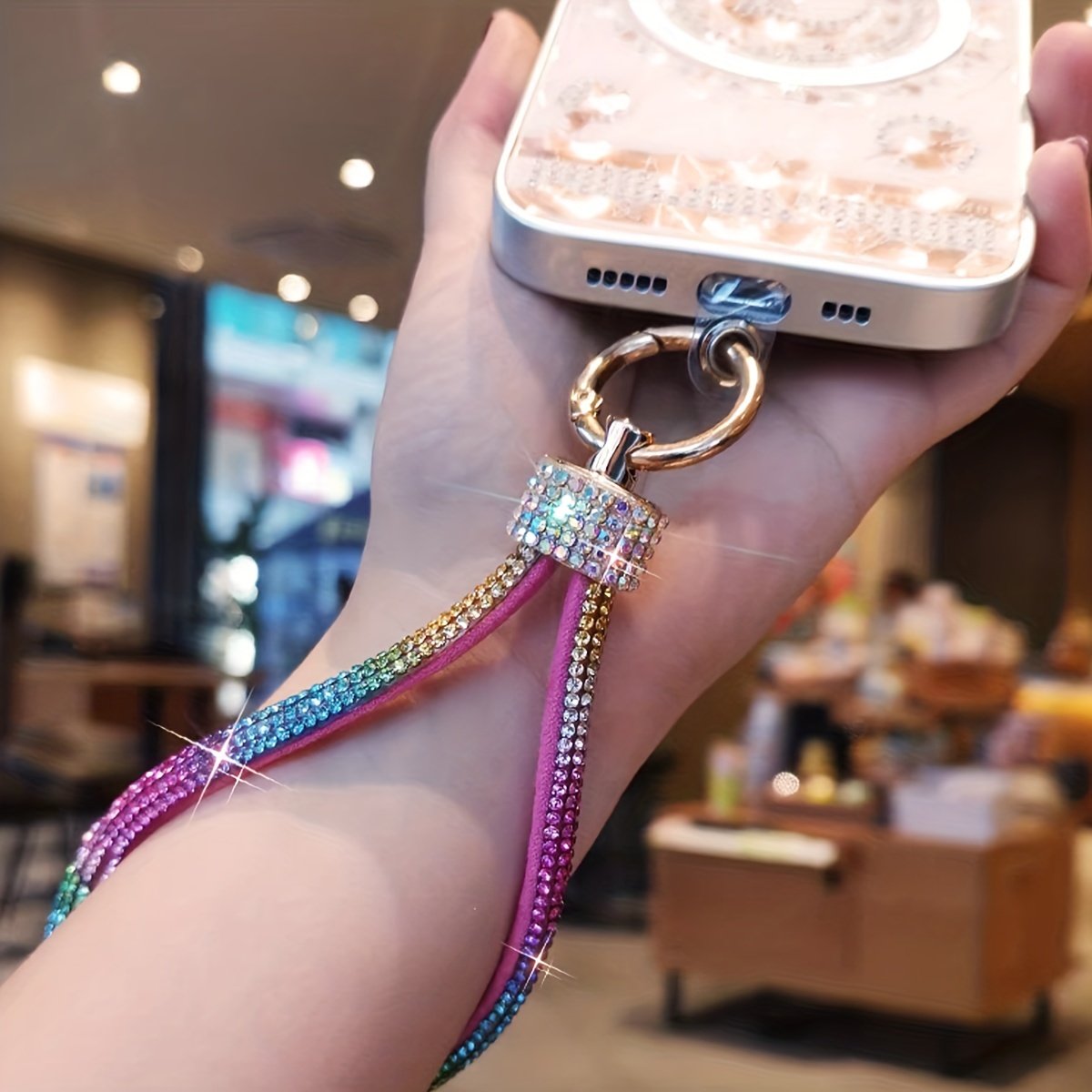 Luxury Diamond-Encrusted Phone Charm Stylish Lanyard Anti Loss Bracelet Hanging Rope Chain Phone Wrist Strap for Everyday Use