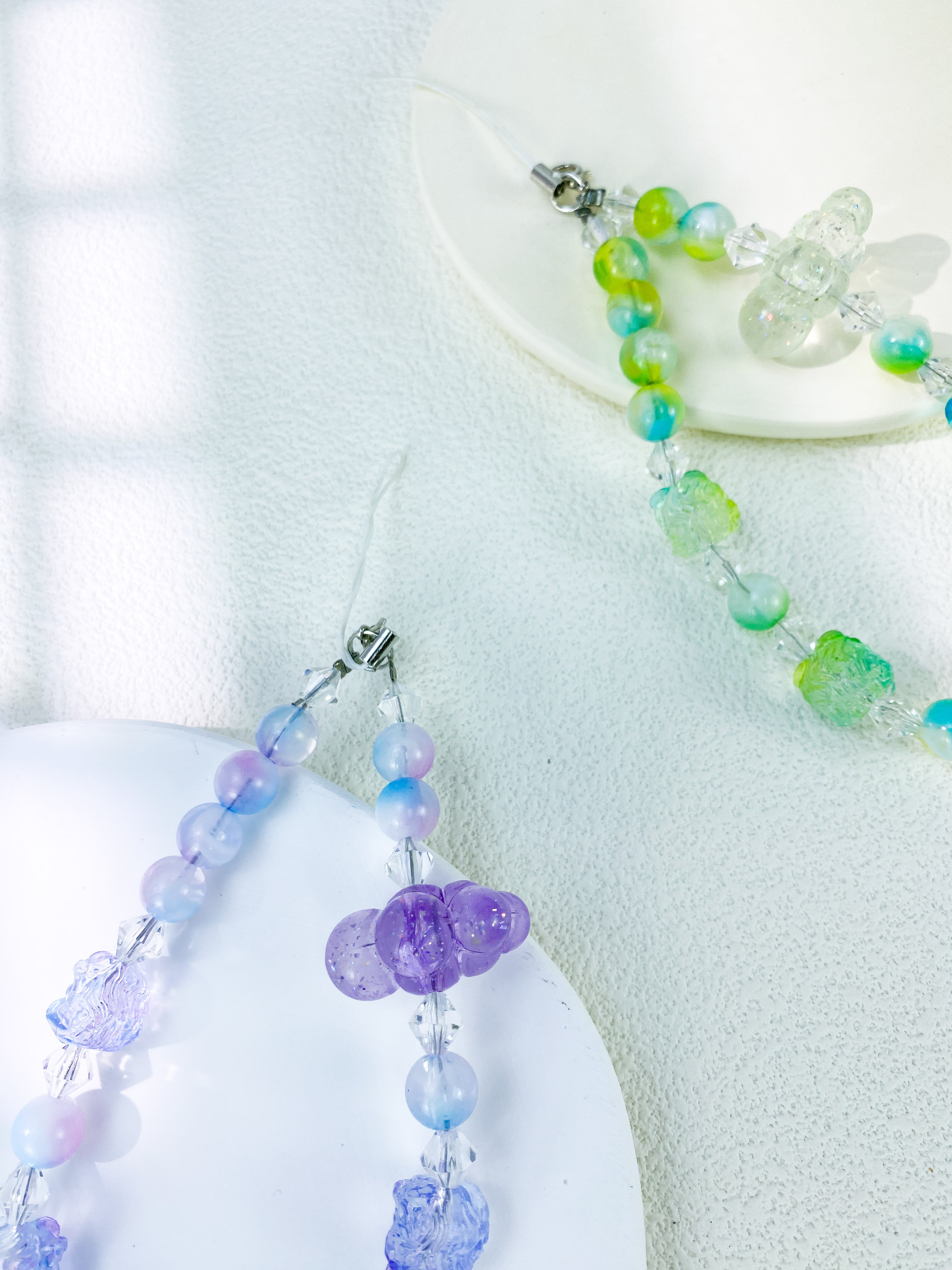 New Style Floral Glass Bracelet Female Ins Design Fairy Sweet Girlfriends Colorful Phone Rope INS Korean Bead Chain