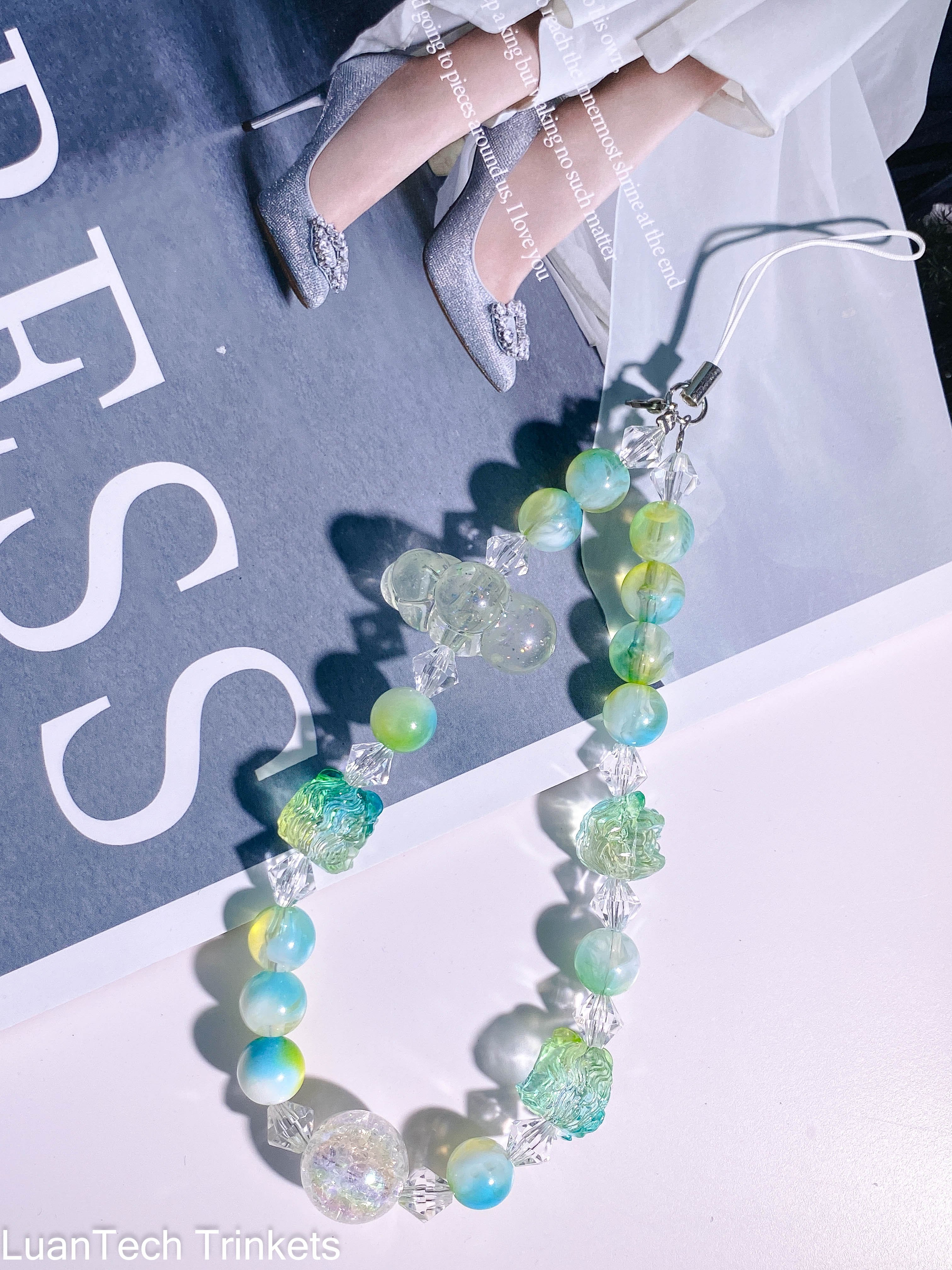 New Style Floral Glass Bracelet Female Ins Design Fairy Sweet Girlfriends Colorful Phone Rope INS Korean Bead Chain