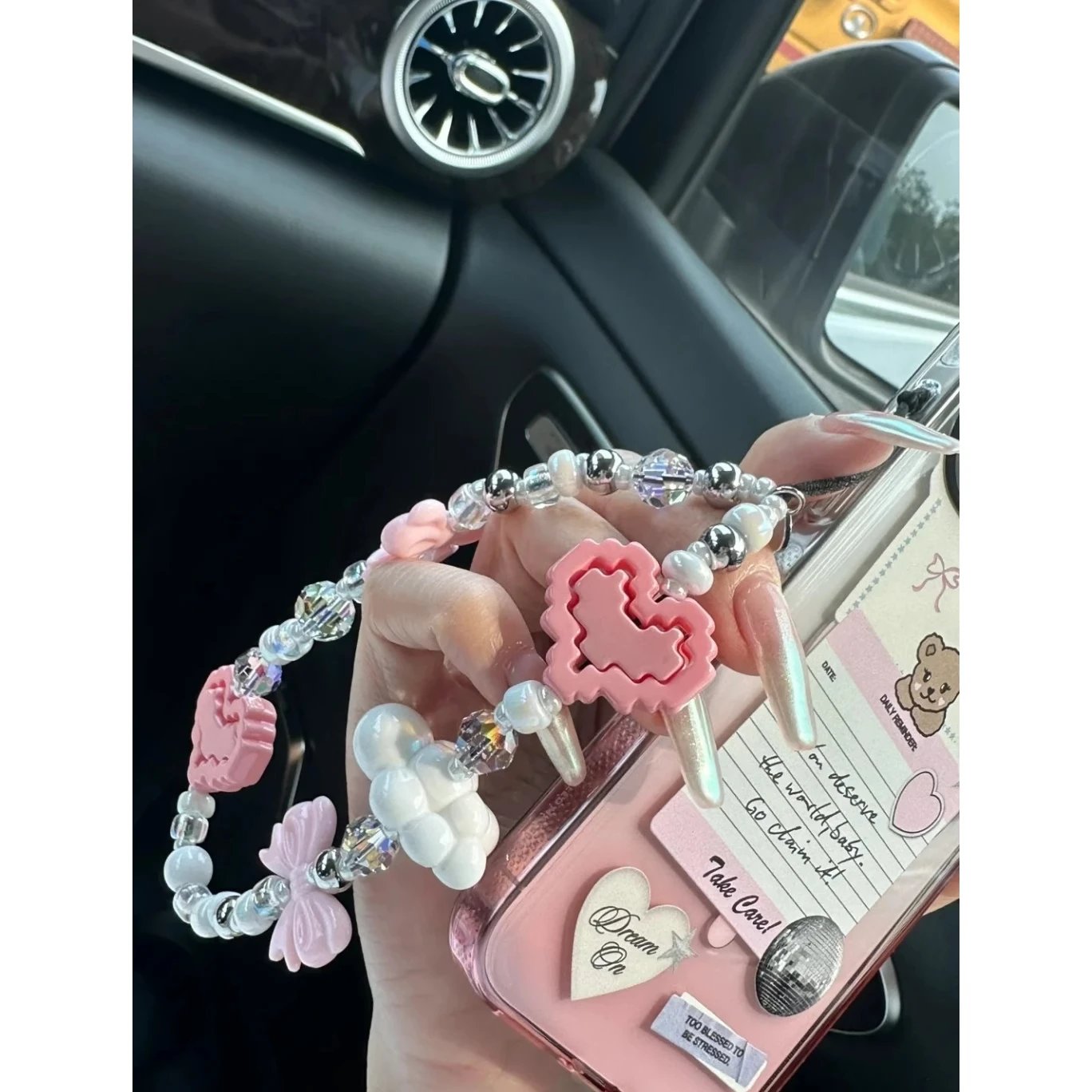 Lovely Heart Bowknot Phone Chains for Women Pink Black Building Blocks Heart Acrylic Bow Beaded Mobile Phone Charms Strap