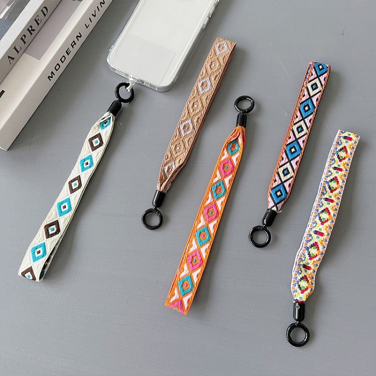 Bohemian Short Phone Wristband Hanging Rope Mobile Phone Portable Pendant Hands Free Lanyard Anti Loss Keychain Cellphone Strap