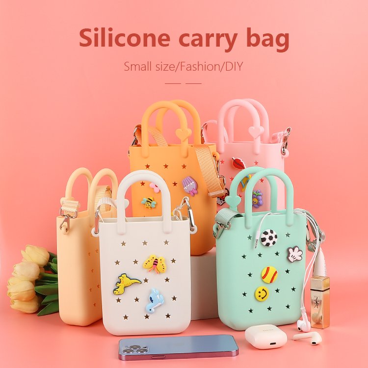 2024 Summer newest capacity EVA Waterproof crossbody bag Candy color silicone beach handbag cell phone bag