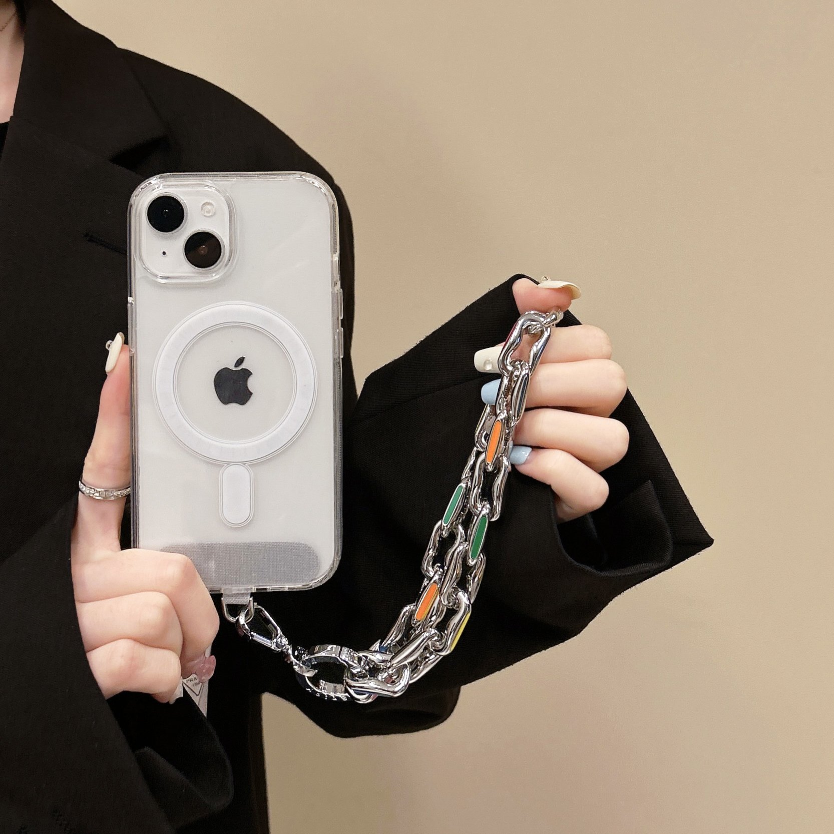 New metal chain wristband suitable for full range of mobile phone accessories metal chain mobile phone wristband
