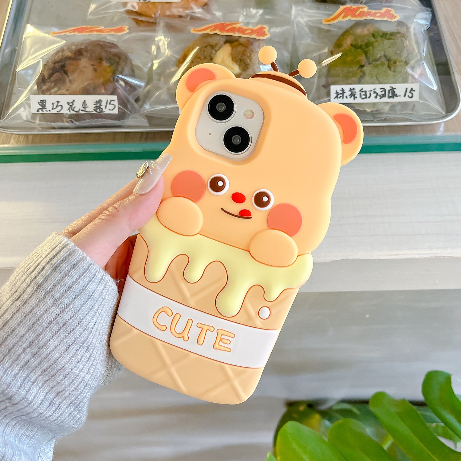 Cartoon Cute Cream Bear Silicone Mobile Phone Case For iPhone 16 15 14 13 12 11 Pro max Ice butter tpu Shockproof Back Cover