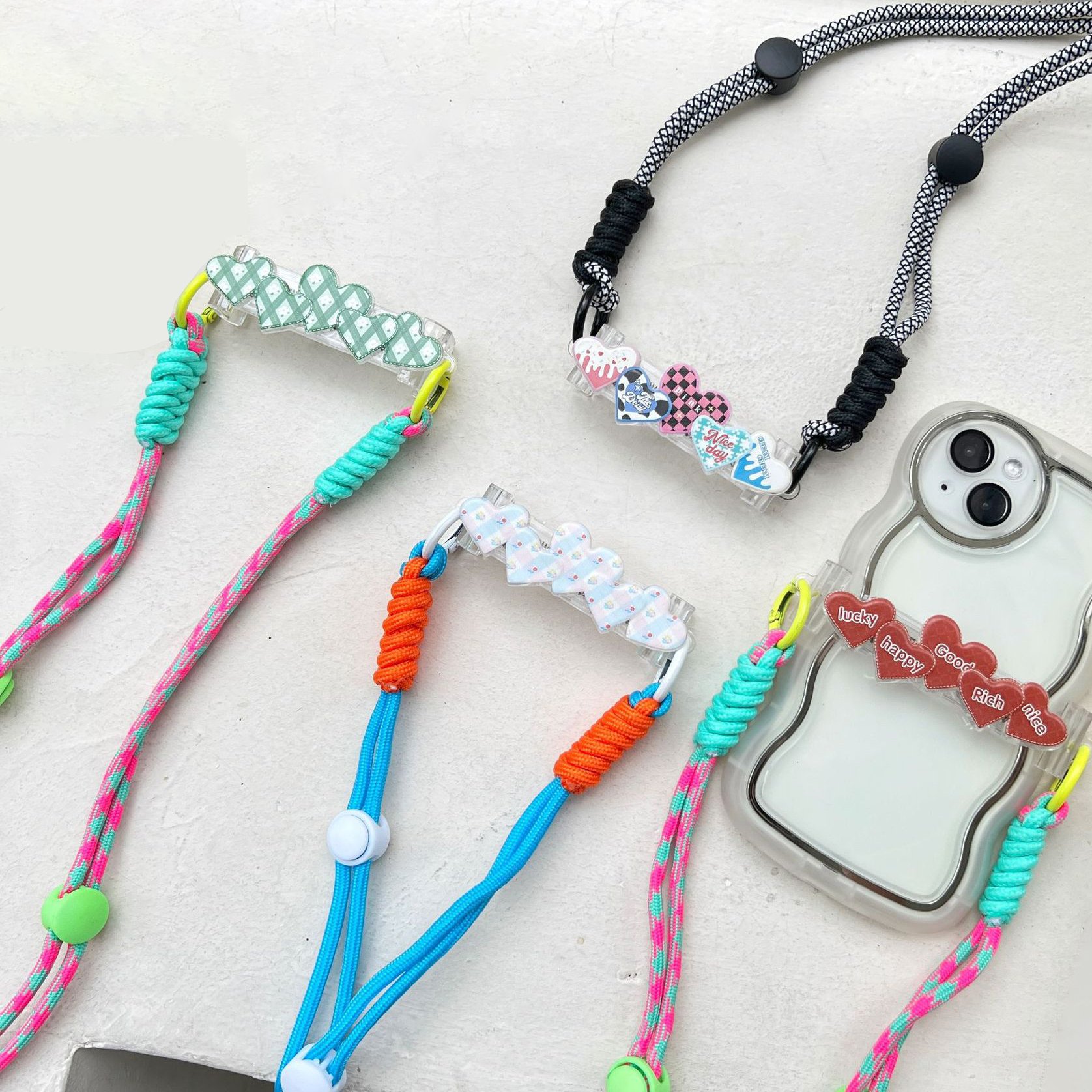 Hanging Rope Cartoon Love Case Clip Detachable Phone Clip Anti Loss Hanging Rope Customization For Iphone 16 Plus 15 Pro max