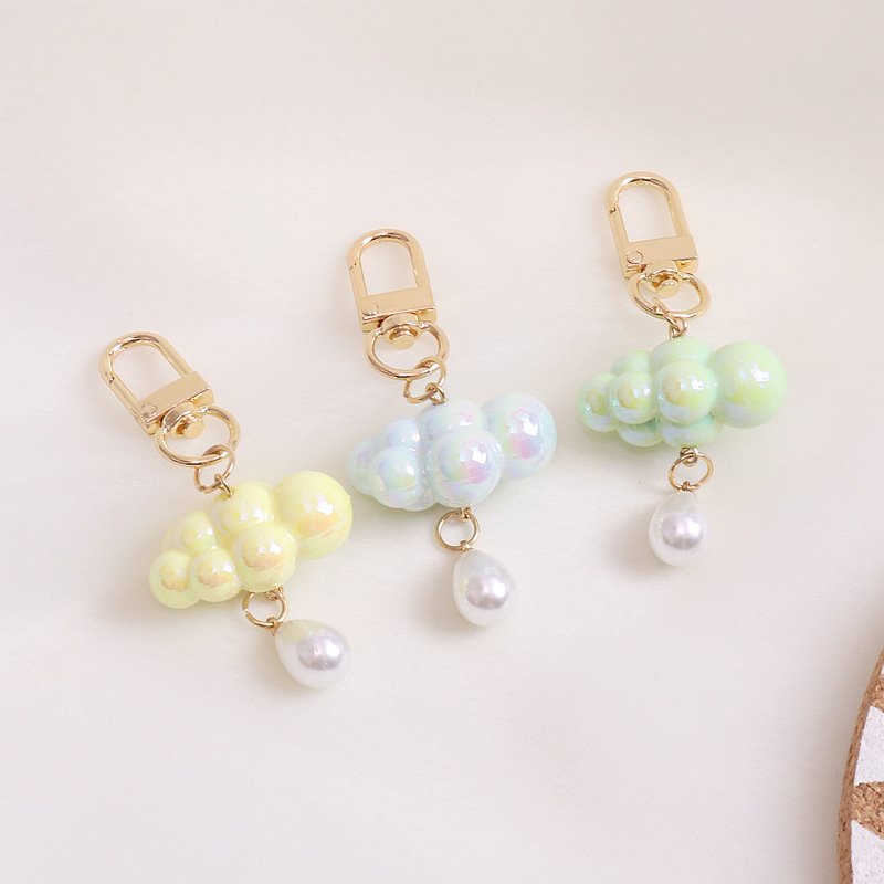 Wholesale Fashion Cute Pearl Cloud Colorful White Cloud Mesh Colorful Accessories Decoration Bag Hanging Acrylic Cloud Keychain