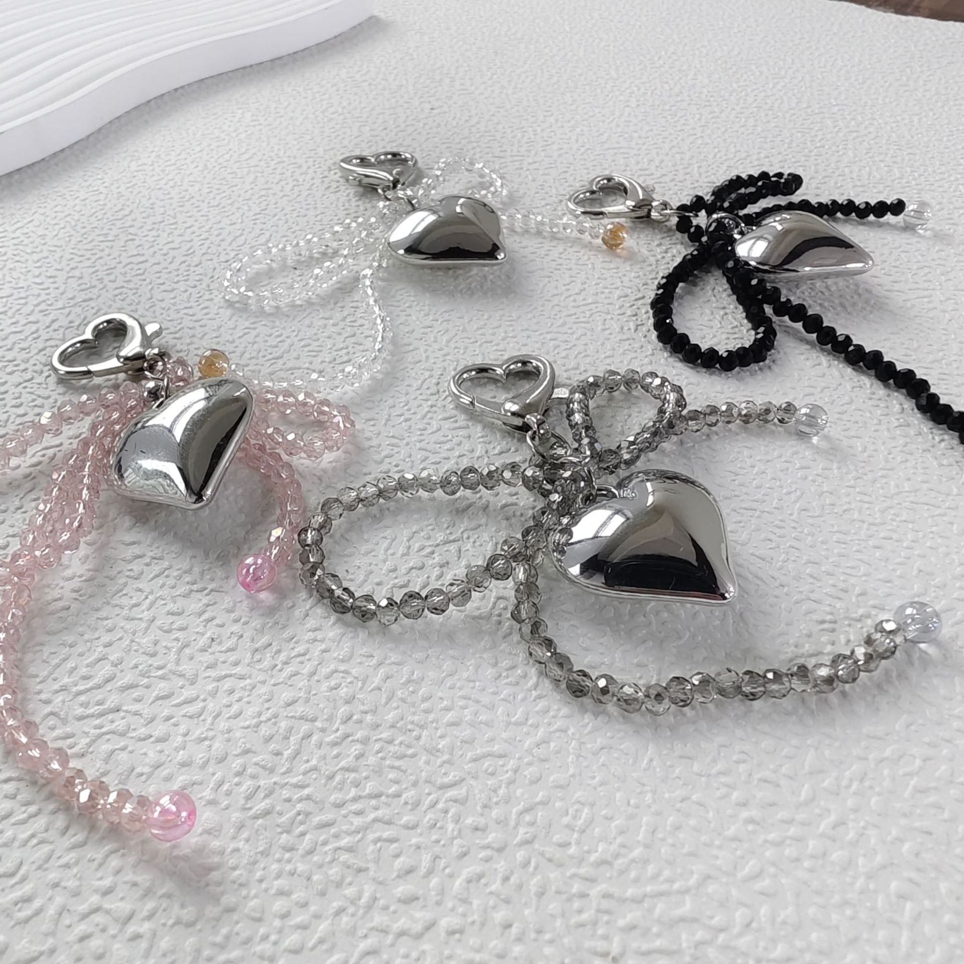 Fashion Sweet Pearl Heart Bow Keychain Pendant Aesthetic Key Holder Girls Bag Accessories mobile phone case chains charms strap