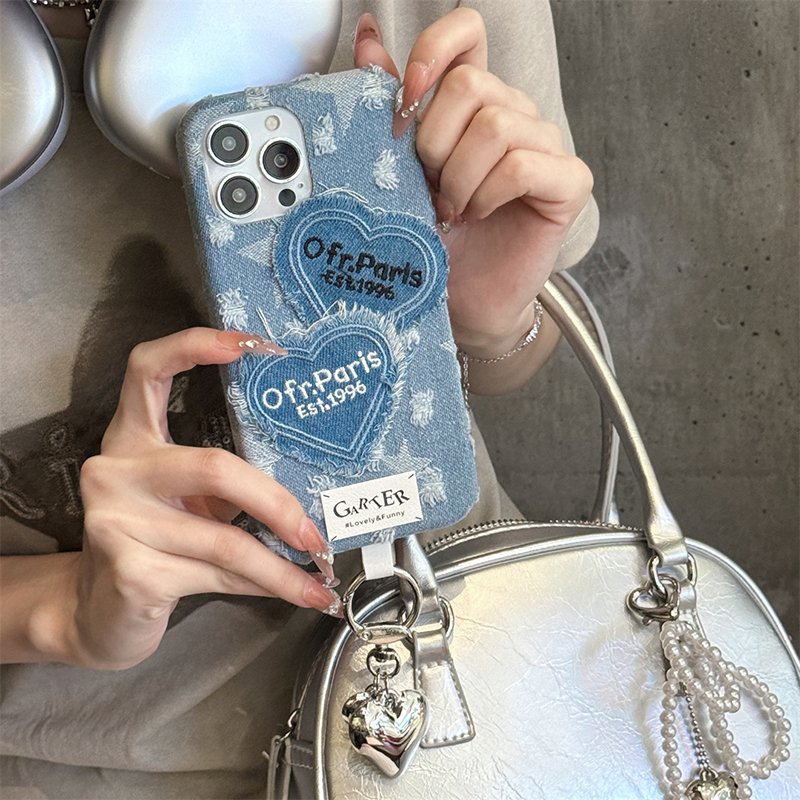 For iPhone 16 pro max 15 14 13 12 Women Distressed Demin Phone Cases Fashion Texture Cellphone Covers with Loveheart Pendant