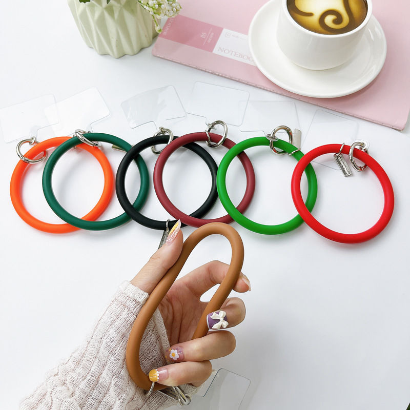 Hot Sale Hanging Ring Adjust Mobile Phone Soft Silicone Lanyard Strap Anti-Lost Bracelet Keychain