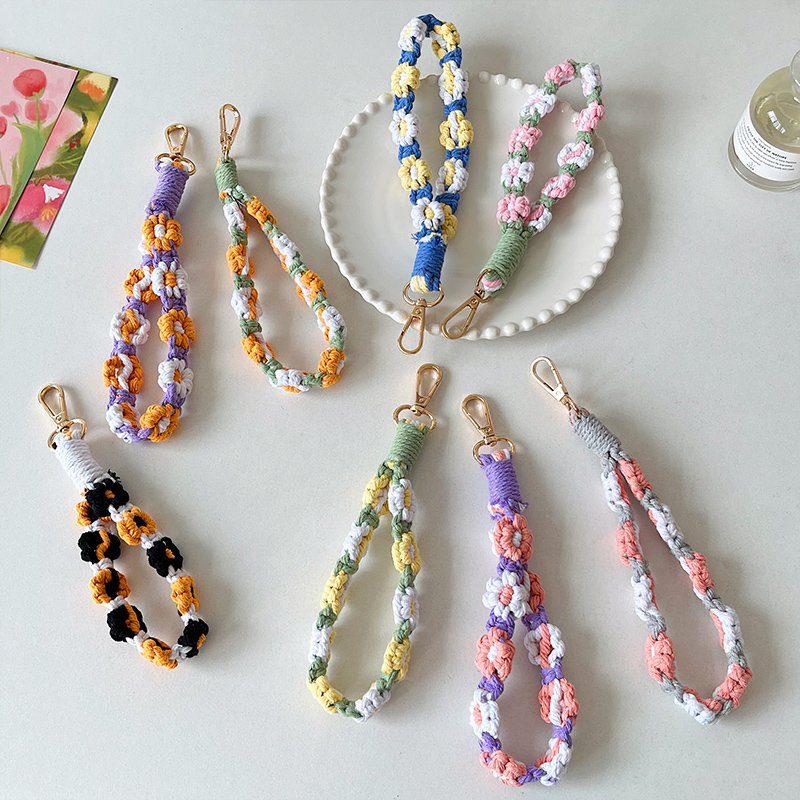 Custom Bohemian Style Short Anti-Lost Mobile Phone Necklace Hand Woven Daisy Nylon Phone Strap Lanyard for Phone Case