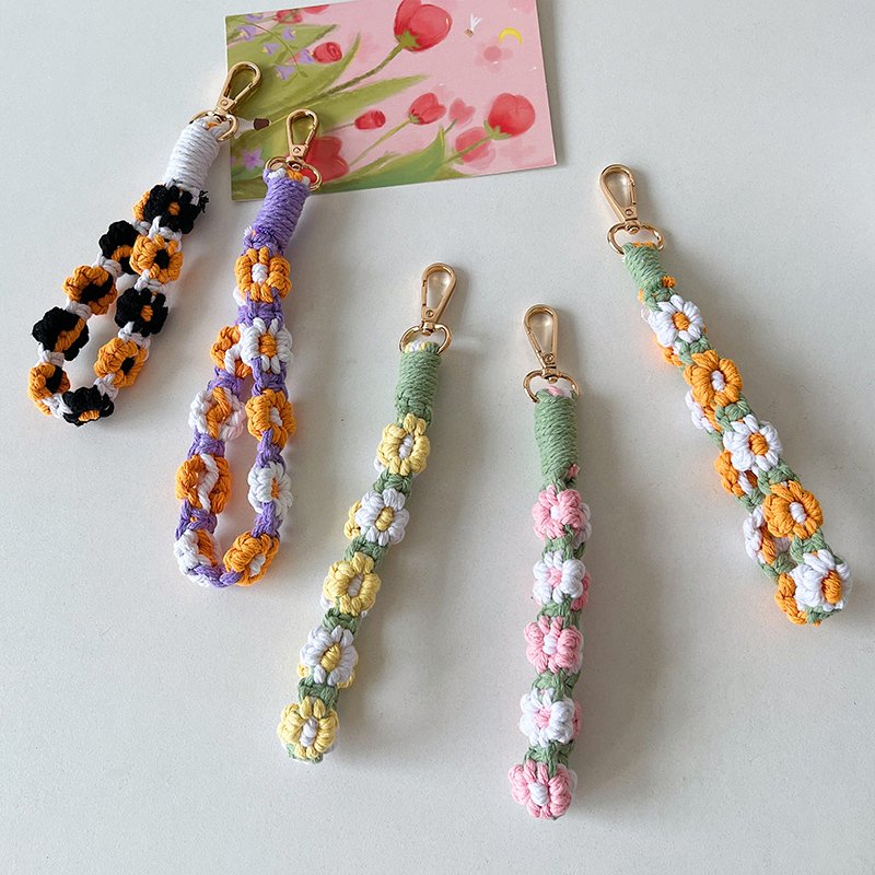 Custom Bohemian Style Short Anti-Lost Mobile Phone Necklace Hand Woven Daisy Nylon Phone Strap Lanyard for Phone Case