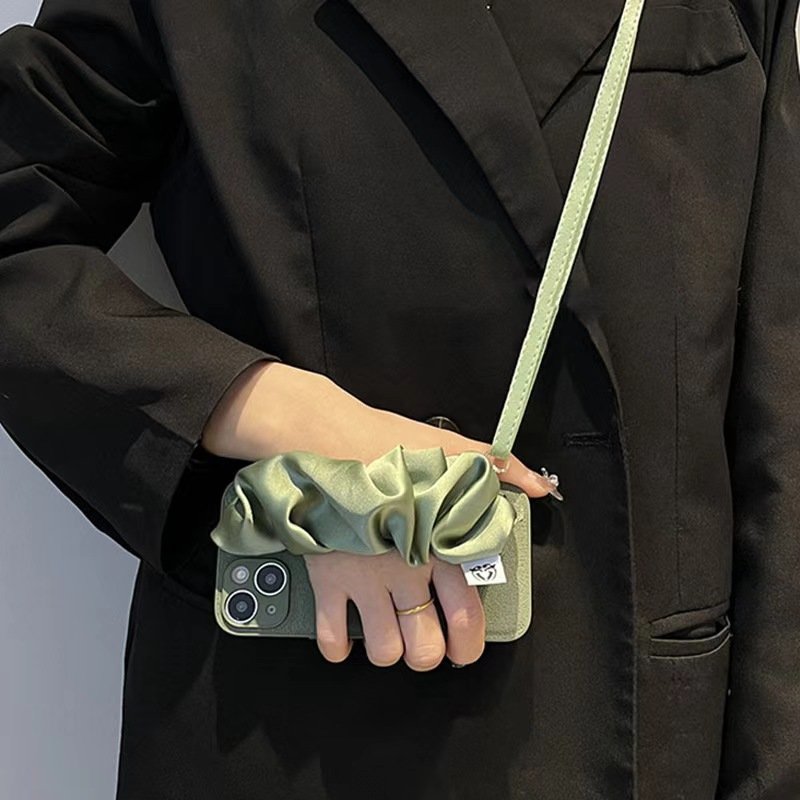 Yapears PC Phone Case With Silk Scarf Wrist Strap For Iphone 14 15 Pro Max Phone Wristband Case Shell With Crossbody Rope