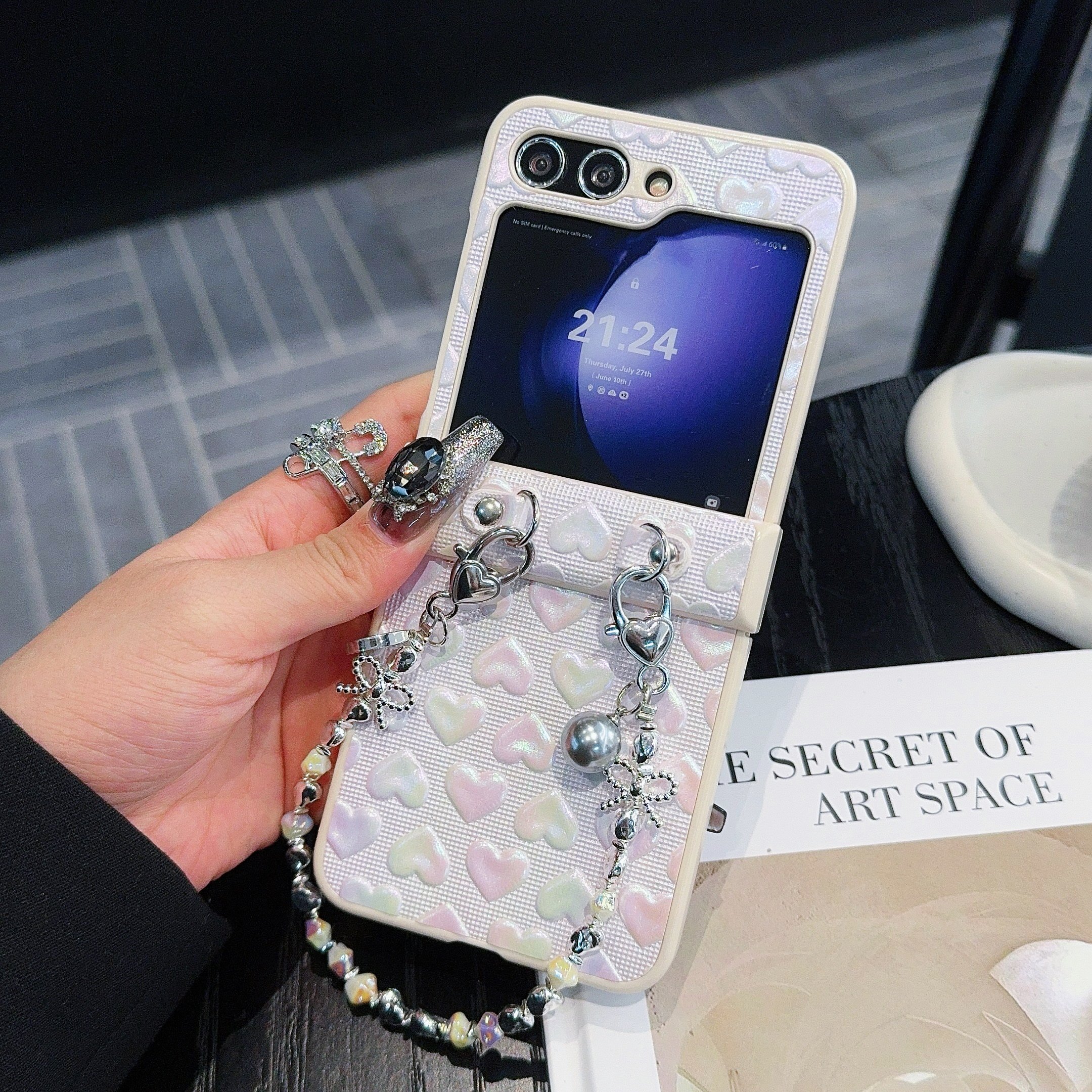 Shining Heart Mobile Phone Cases With Phone Strap for Samsung Galaxy ZFLIP 6 5 4 3 Vivo XFLIP