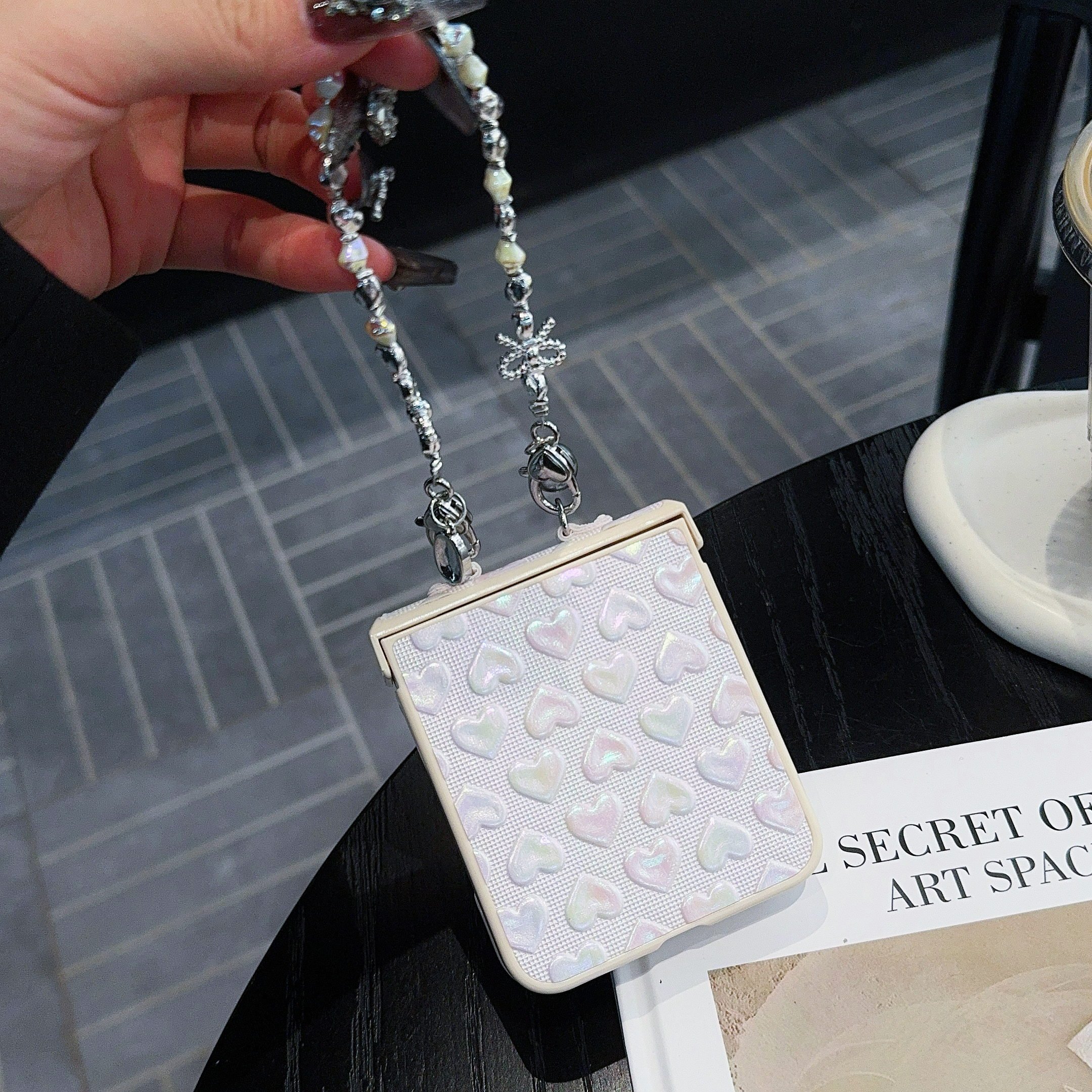 Shining Heart Mobile Phone Cases With Phone Strap for Samsung Galaxy ZFLIP 6 5 4 3 Vivo XFLIP