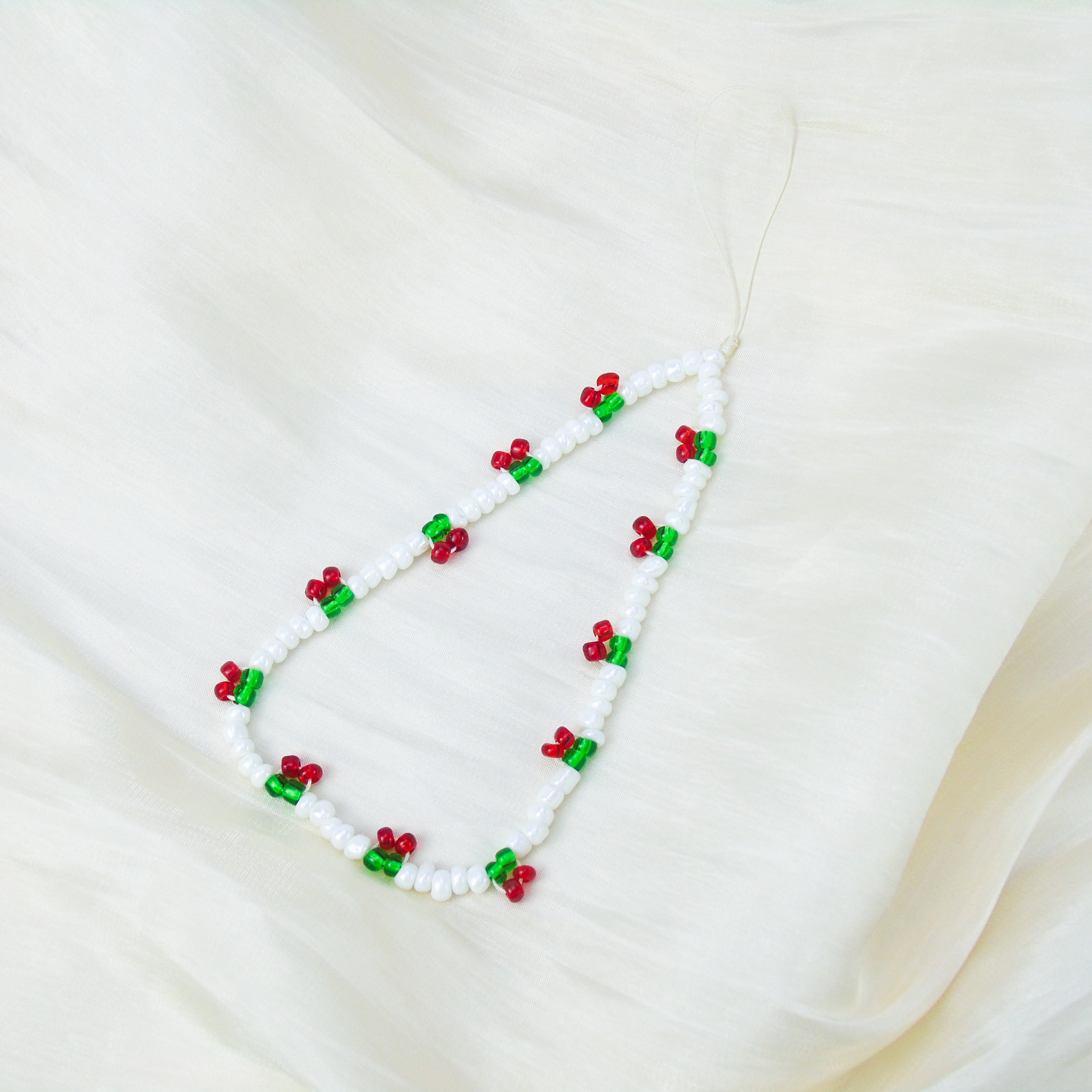 Wholesales Trendy Cherry Beaded Phone Chain Anti-Loss Wrist Strap Phone Charm For Women Gift Keychain Bag Pendant Accessories