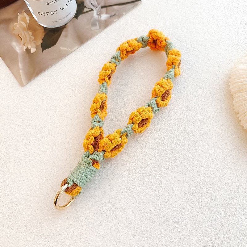 Boho Hand-woven Macrame Wristlet Keychain Wristlet Daisy Flower Braided Rope Phone Chain charm Wrist Lanyard Keyring Bag Pendant