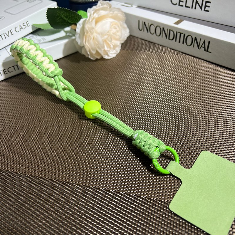 Mobile phone lanyard woven with short wrist strap, fashionable and versatile women's wrist strap, phone accessories