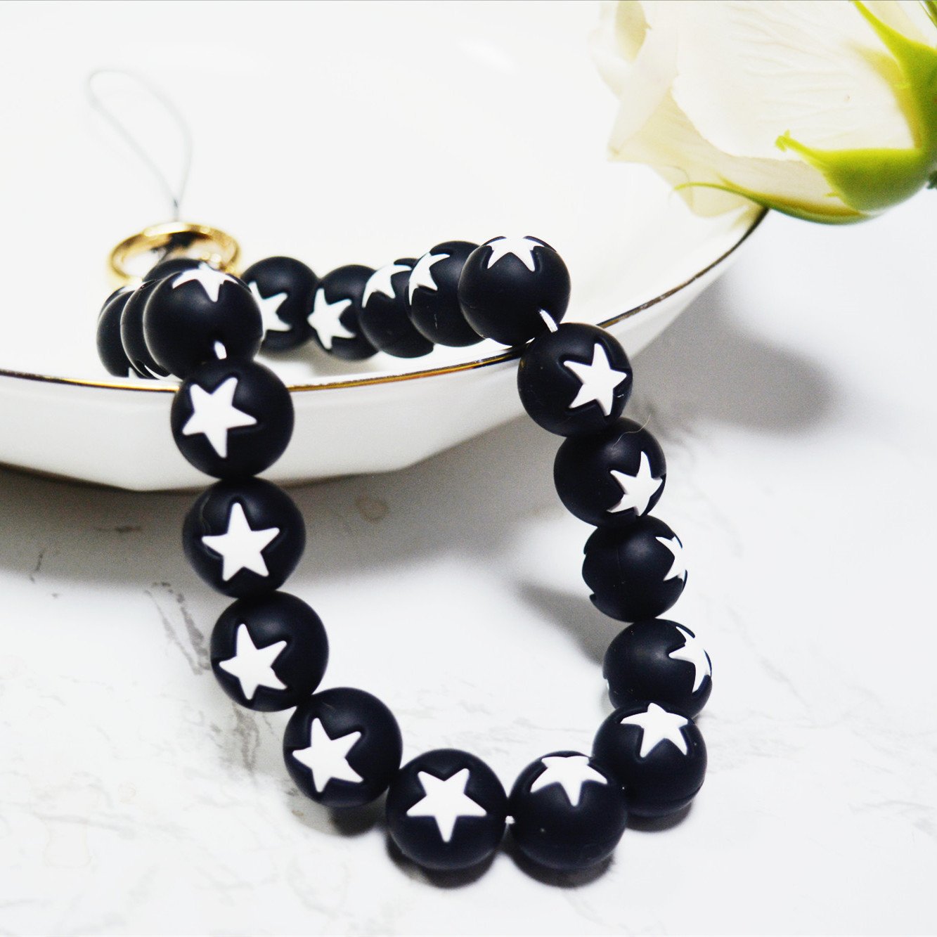 2024 New Soft Silicone mobile phone strap chain wrist strap phone case Black phone case strap