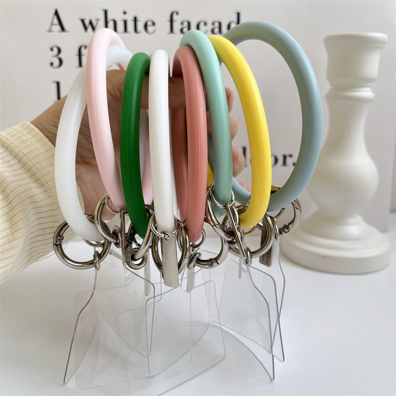 New Hot Selling Silicone Mobile Phone Wristband Tik Tok Creative Keychain Universal Ring Wristband Anti-lost Pendant