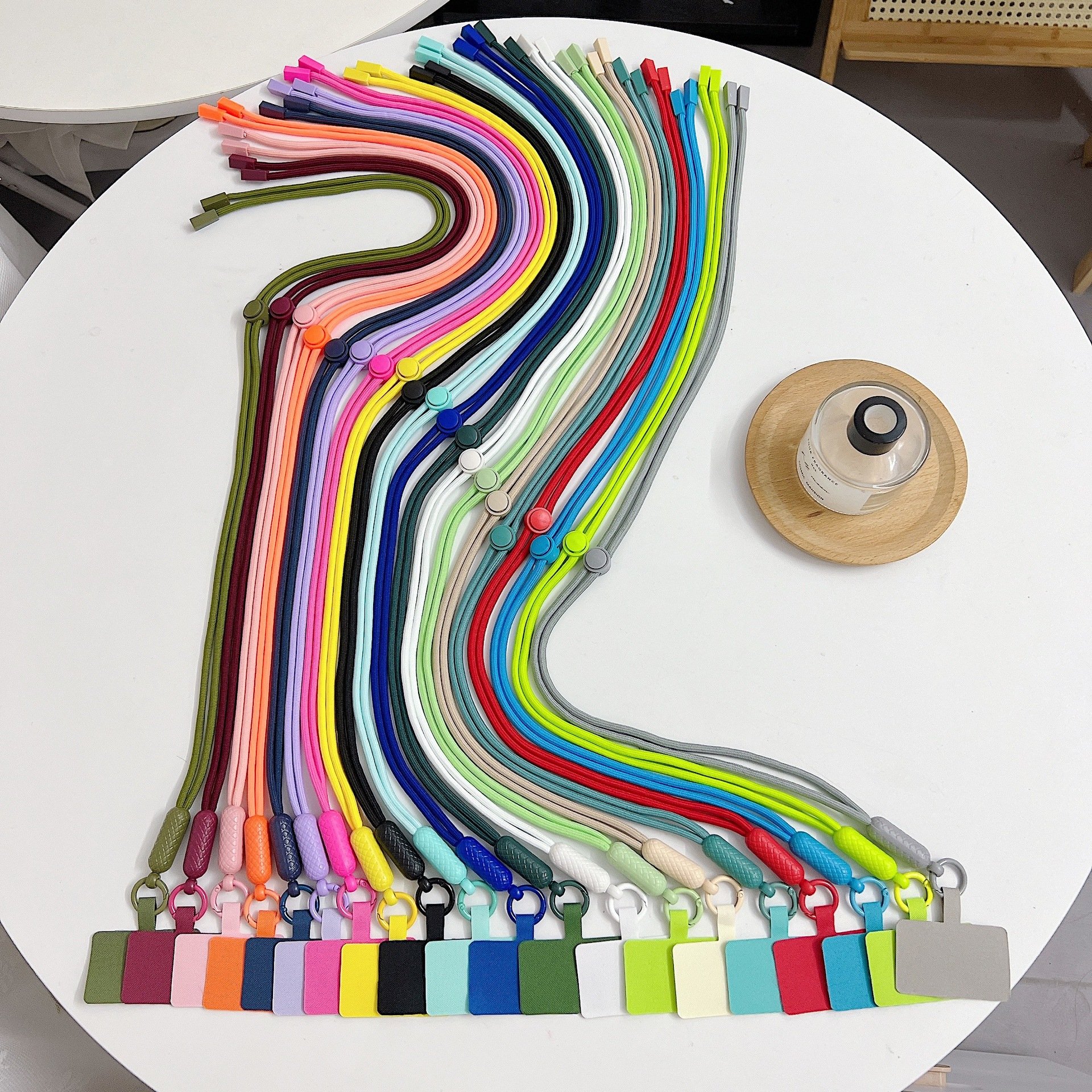 150cm Adjustable Nylon Phone Lanyard Multi Color Crossbody Strap Neck Strap Anti Lost Universal Phone Holder Lanyard with Patch