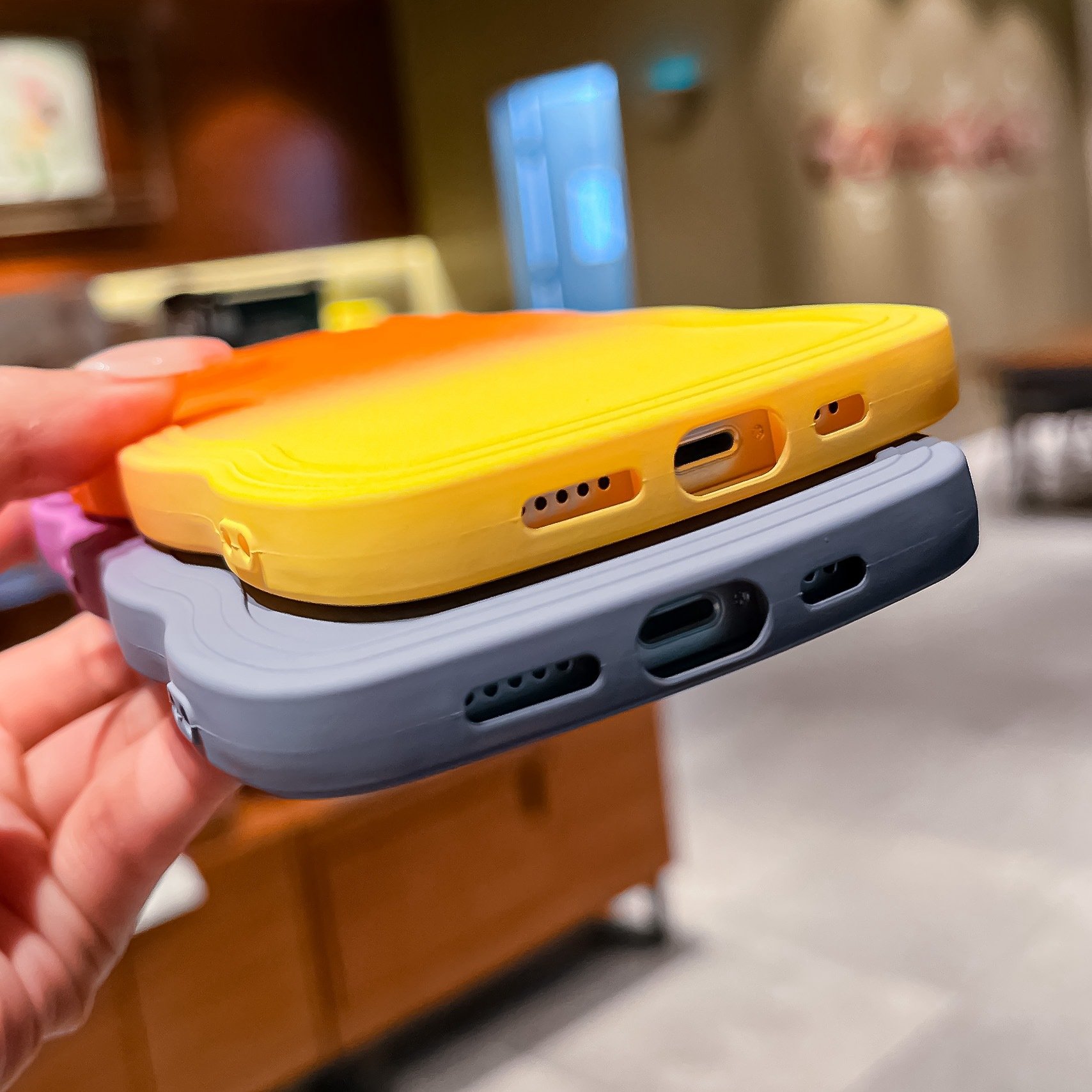 New colorful Wavy Silicone Mobile Phone Case For iPhone 16 15 14 13 12 11 Pro max two colors TPU Shockproof Back cell Cover Soft