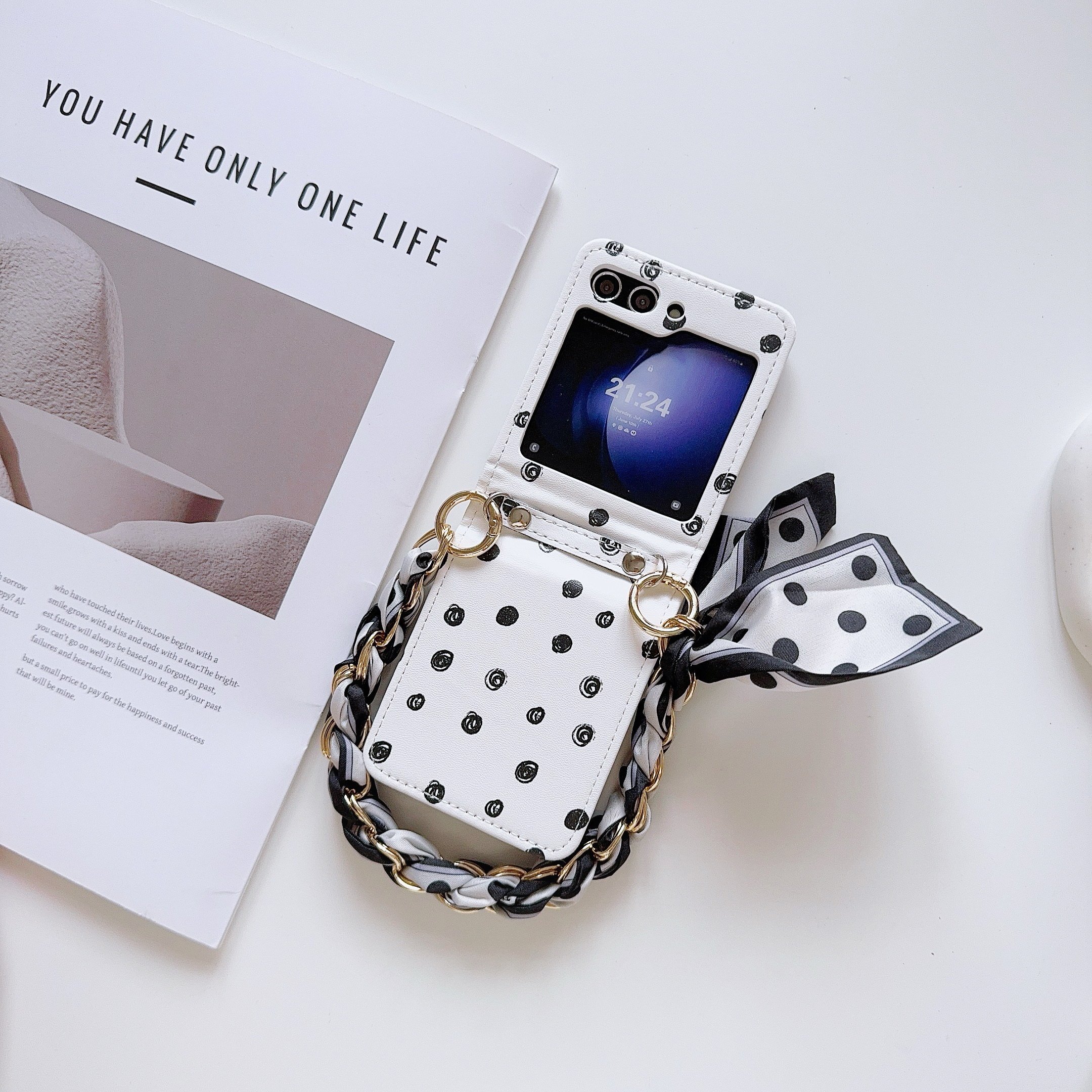 2024 Shockproof and Waterproof Mobile Phone Cases With Silk Scarf Cell Phone Strap for Samsung Galaxy ZFLIP 6 5 4 3 Vivo XFLIP
