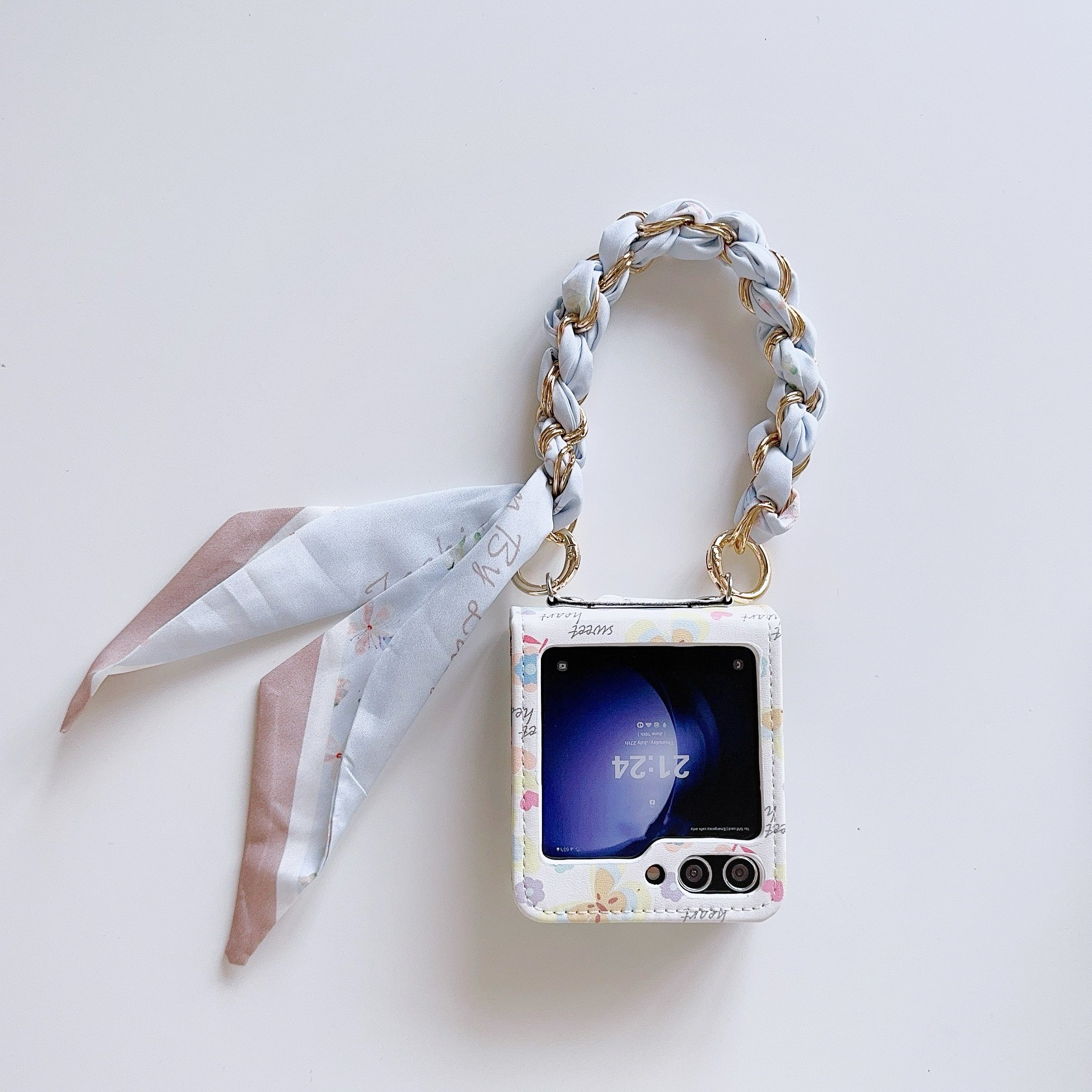 2024 Shockproof and Waterproof Mobile Phone Cases With Silk Scarf Cell Phone Strap for Samsung Galaxy ZFLIP 6 5 4 3 Vivo XFLIP