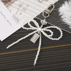 #15-White-Charm