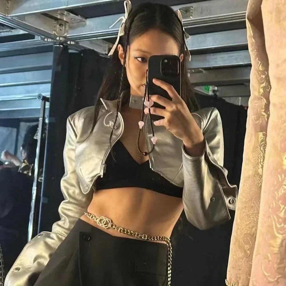 Korean Fashion Phone Charm Black Pink Color Heart Acrylic Mobile Phone Chains Strap Wristlet Handy Phone Telephone Accessories