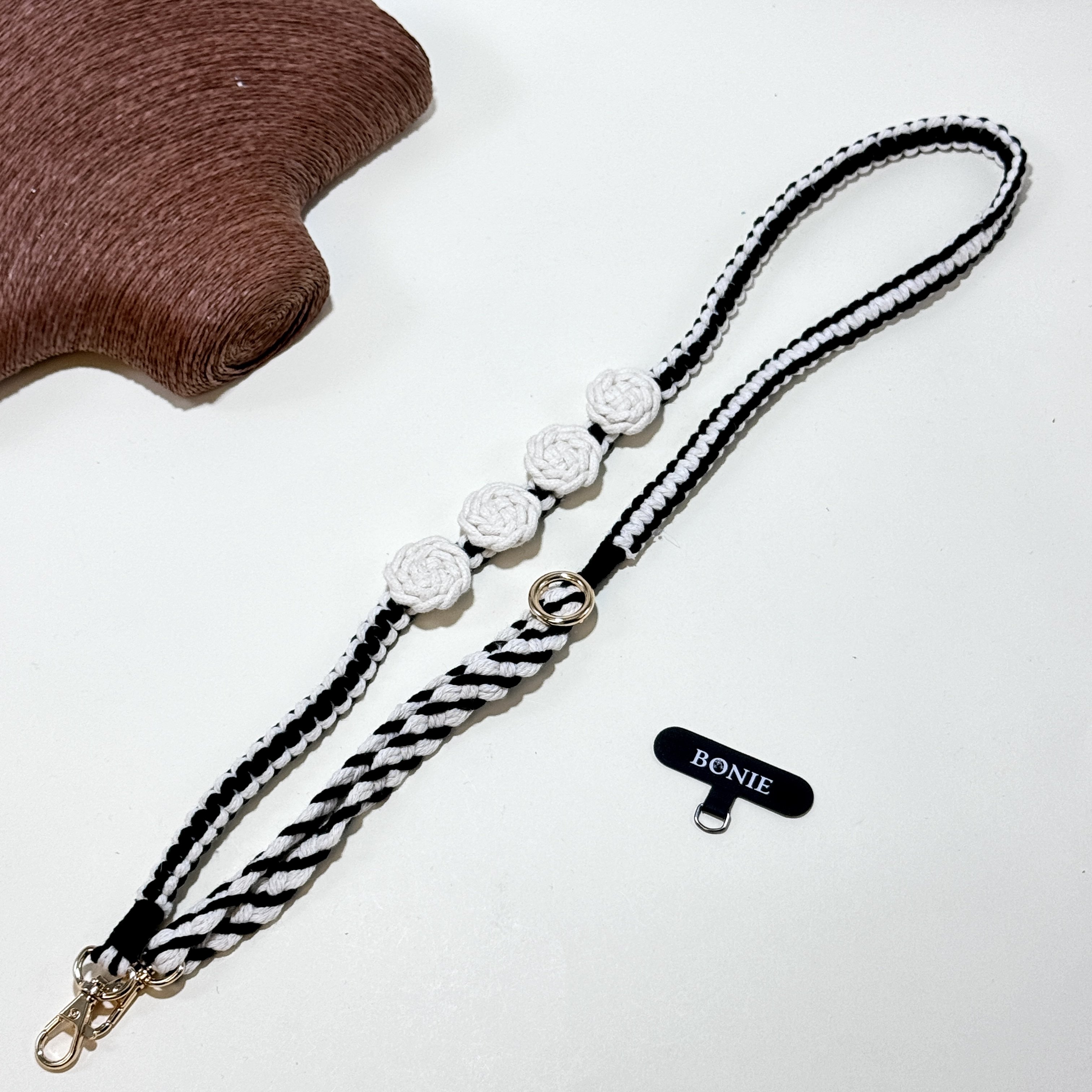 Ins new cotton rope hand-woven mobile phone bag lanyard Bohemian style multi-functional mobile phone chain