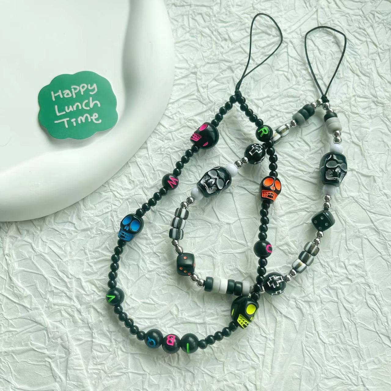 Mobile phone pendant black and white color skull camera pendant Mobile phone rope Mobile phone chain