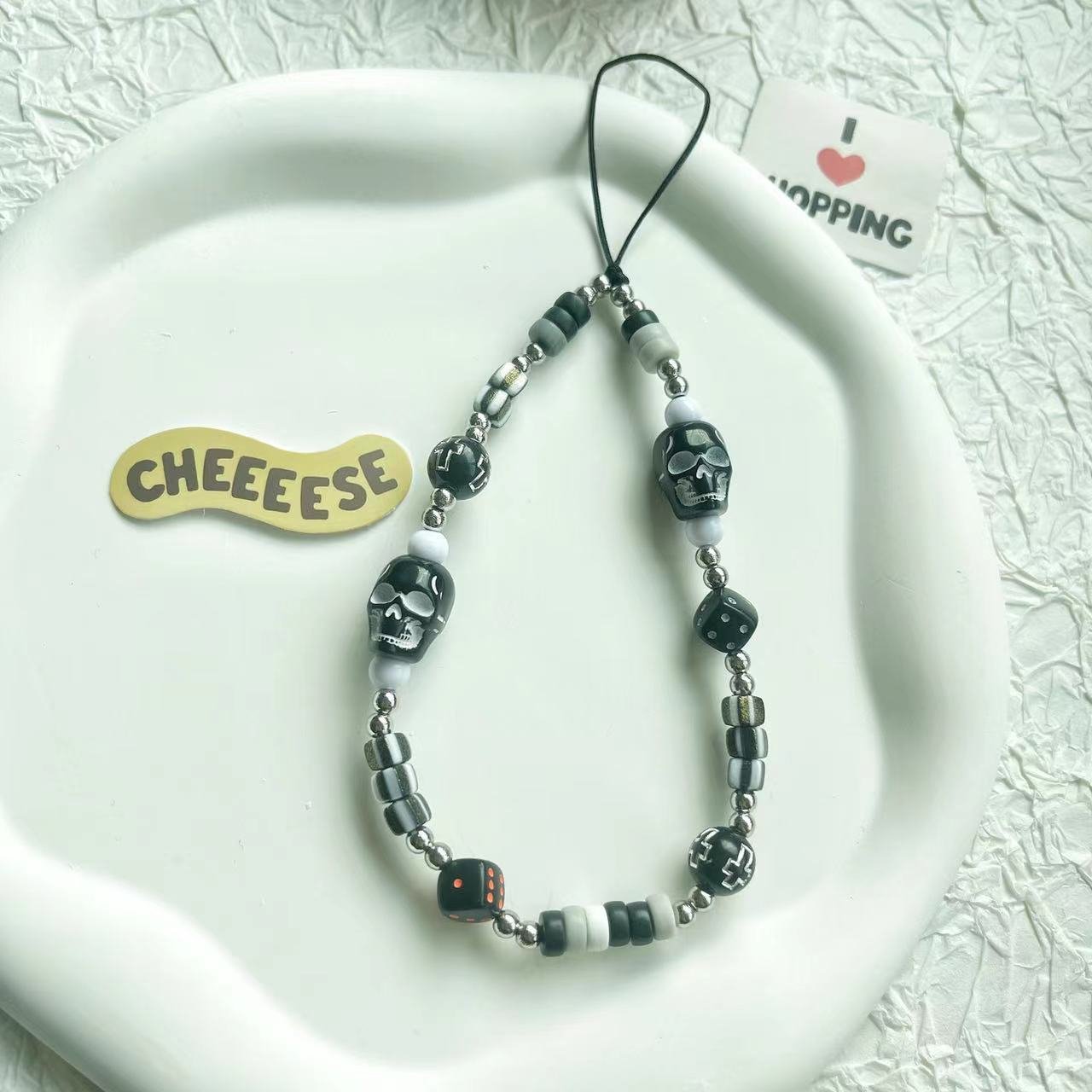 Mobile phone pendant black and white color skull camera pendant Mobile phone rope Mobile phone chain