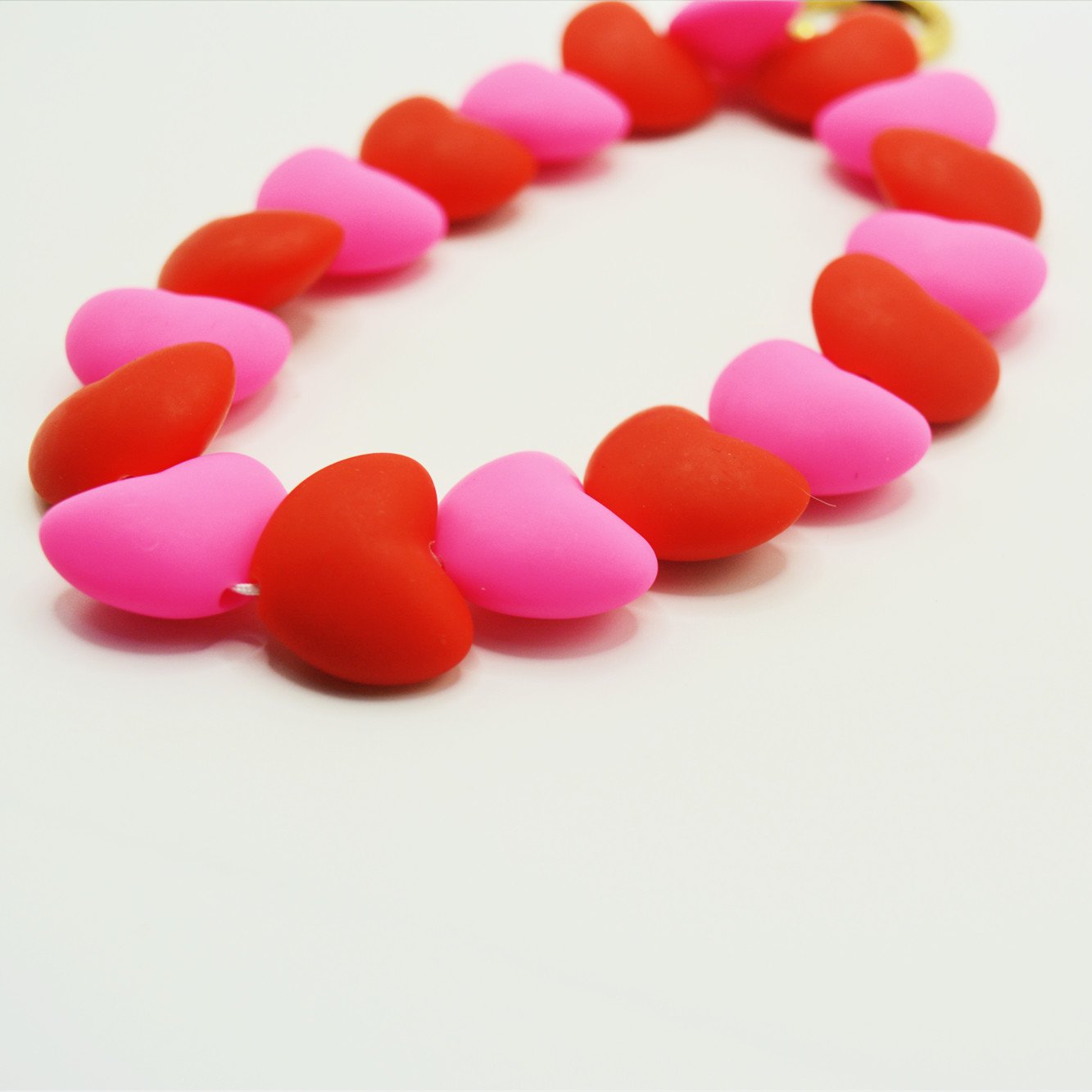 New Love silicone mobile phone chain soft mobile phone anti-fall lanyard skin feeling candy color cute mobile phone wristband