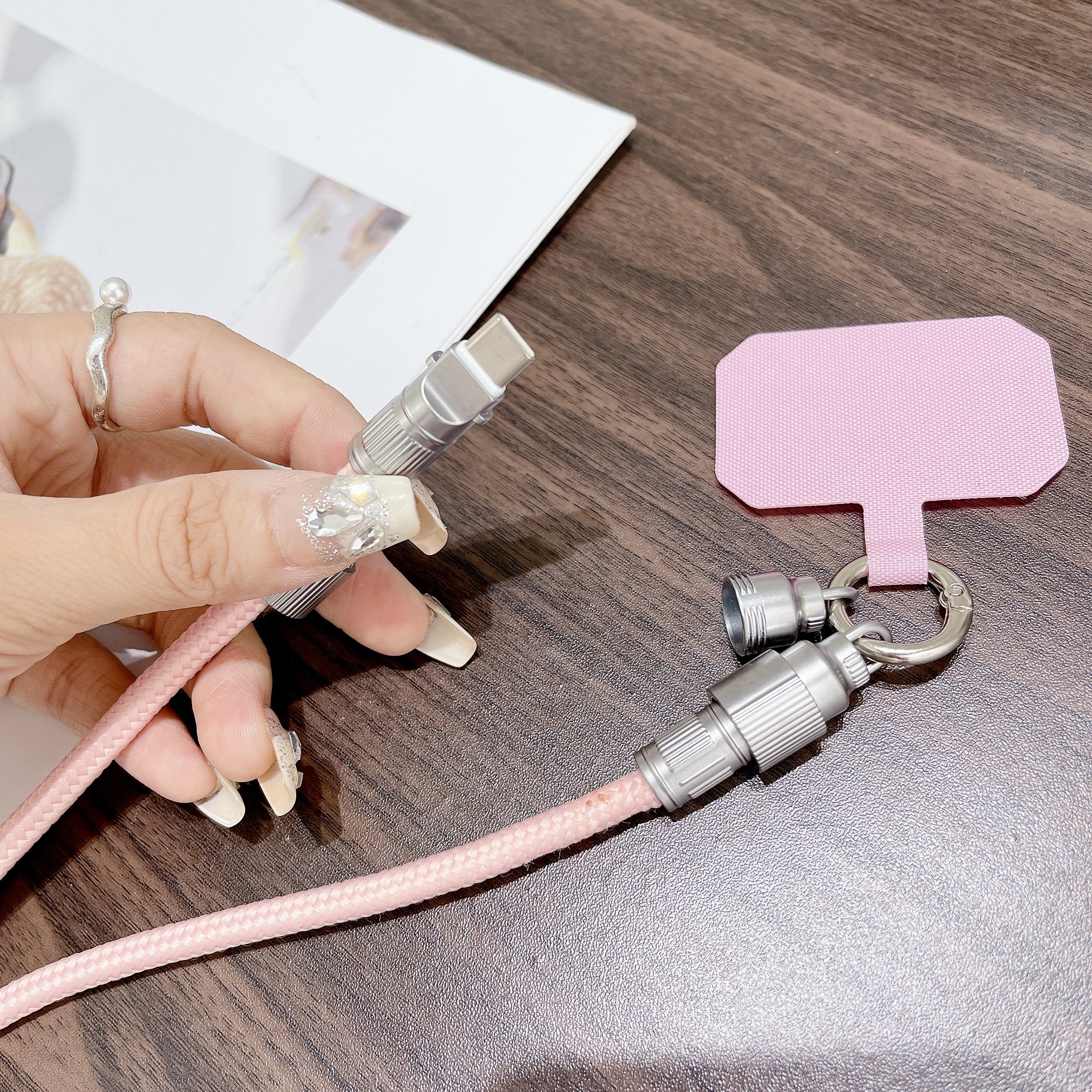 Morandi Soft Silicone Lanyard 60W Type C to L PD Fast Charging and Data Transfer Cable Cross-body Strap for Mobile Phone